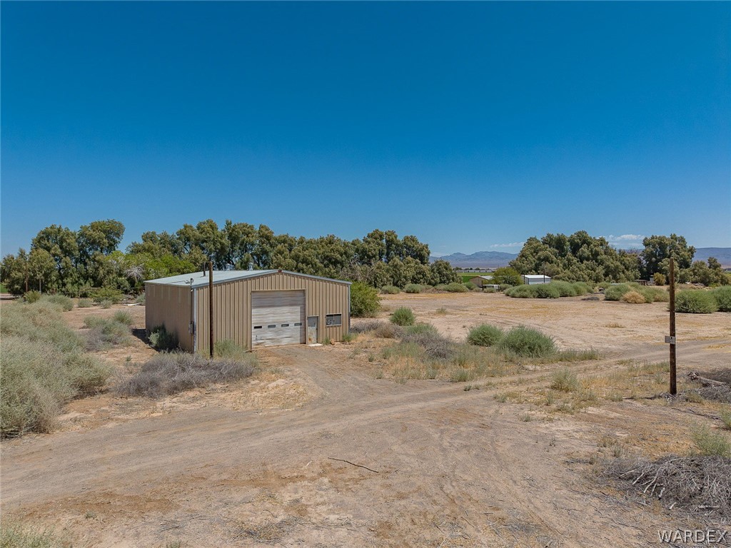 9512 S Evans Lane