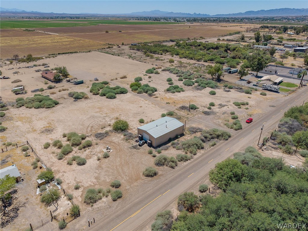 9512 S Evans Lane