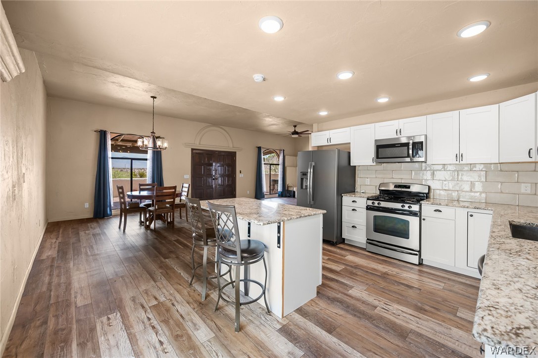 6309 N Laguna Road