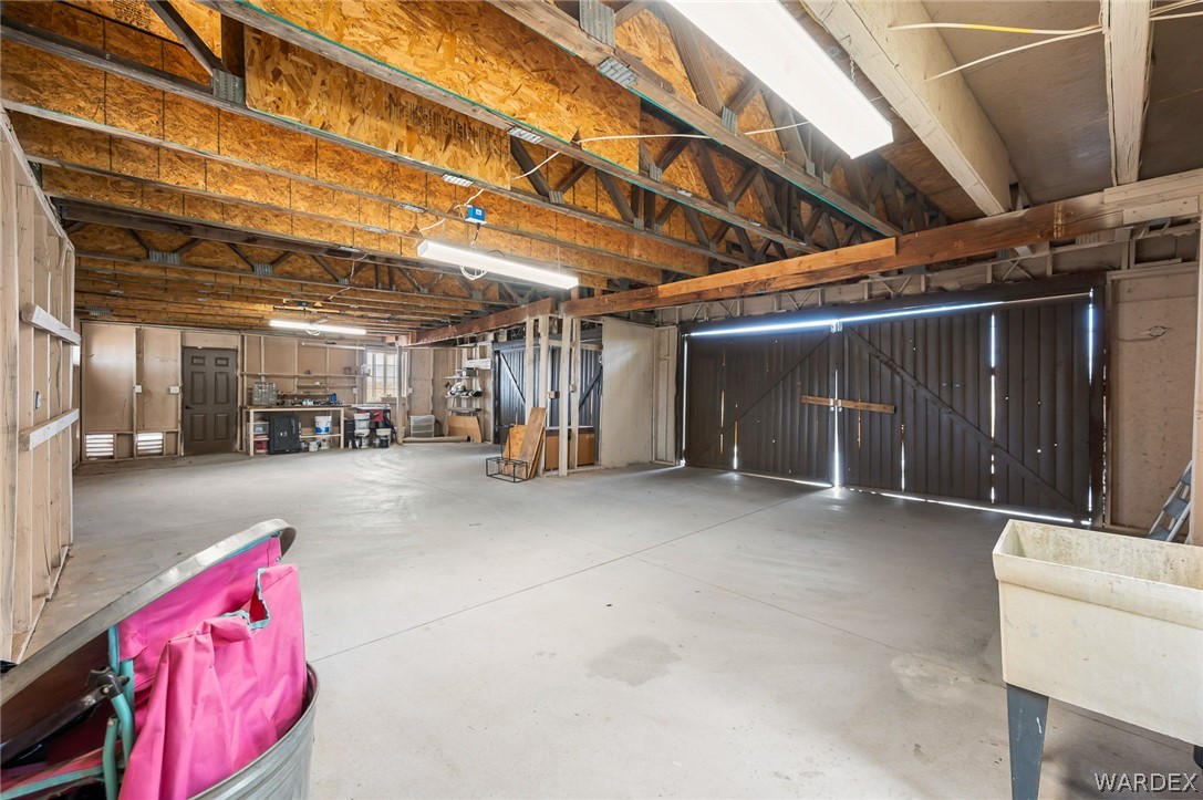 6309 N Laguna Road