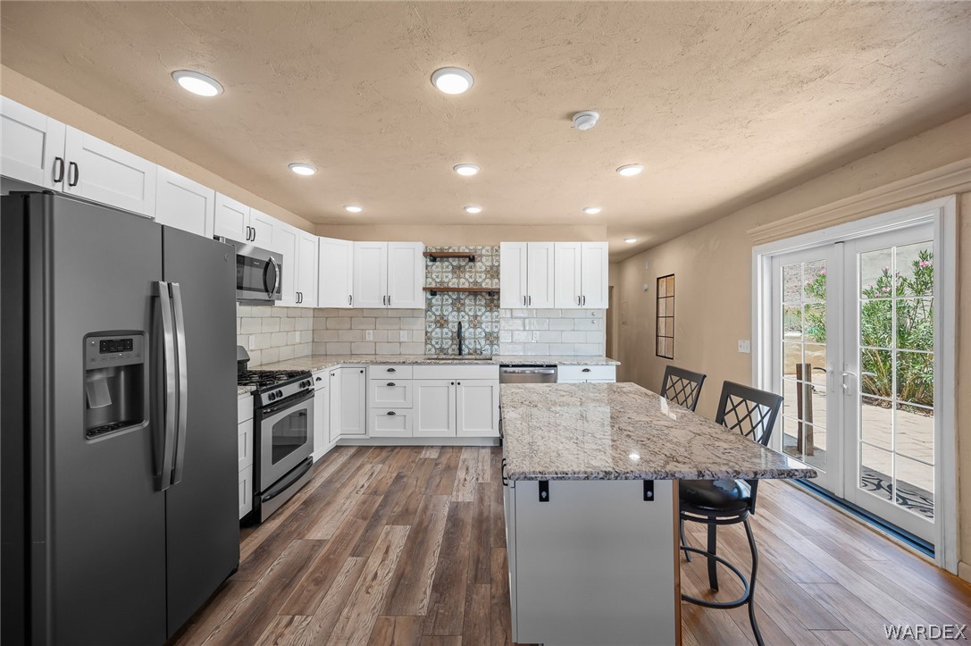 6309 N Laguna Road
