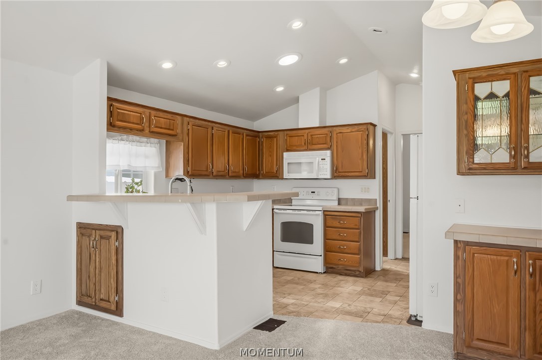 2000 Ramar Road 624