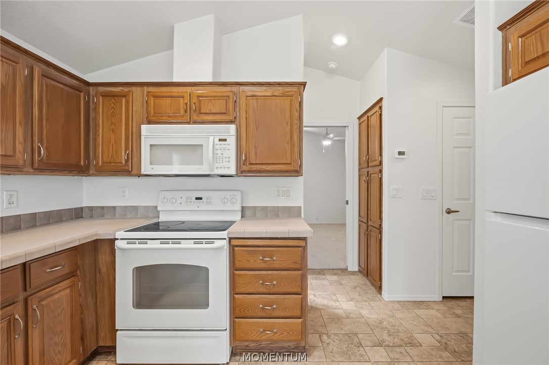 2000 Ramar Road 624