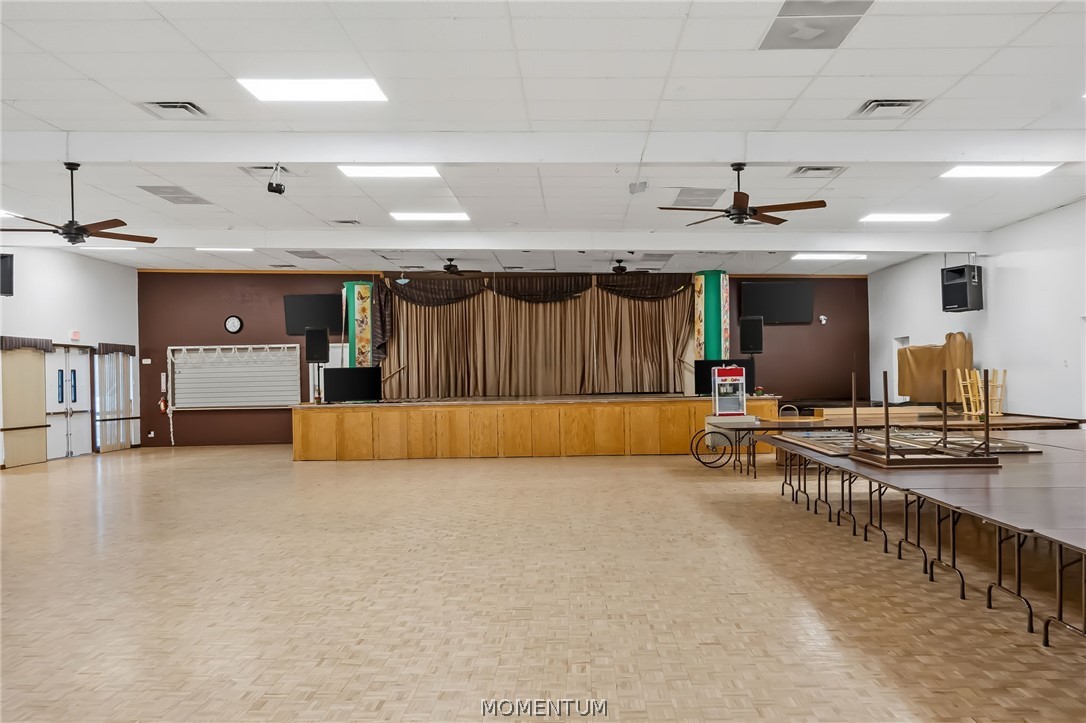 2000 Ramar Road 401