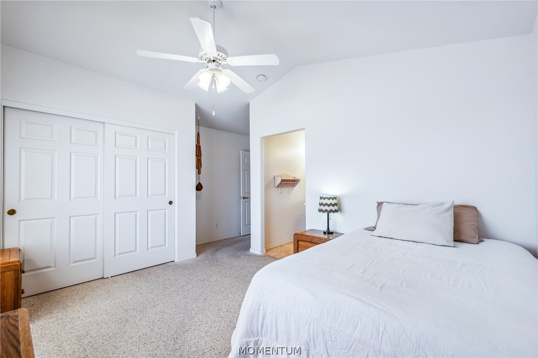 3467 Warren Court