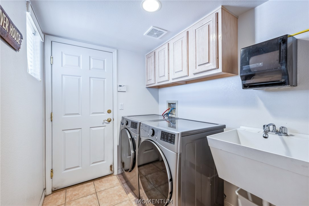 3467 Warren Court