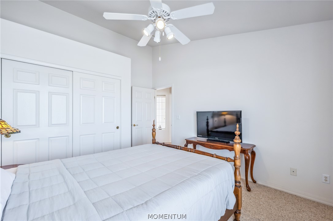 3467 Warren Court