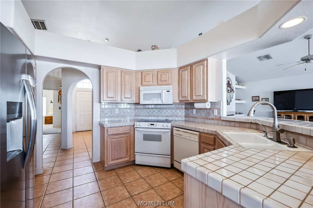 3467 Warren Court