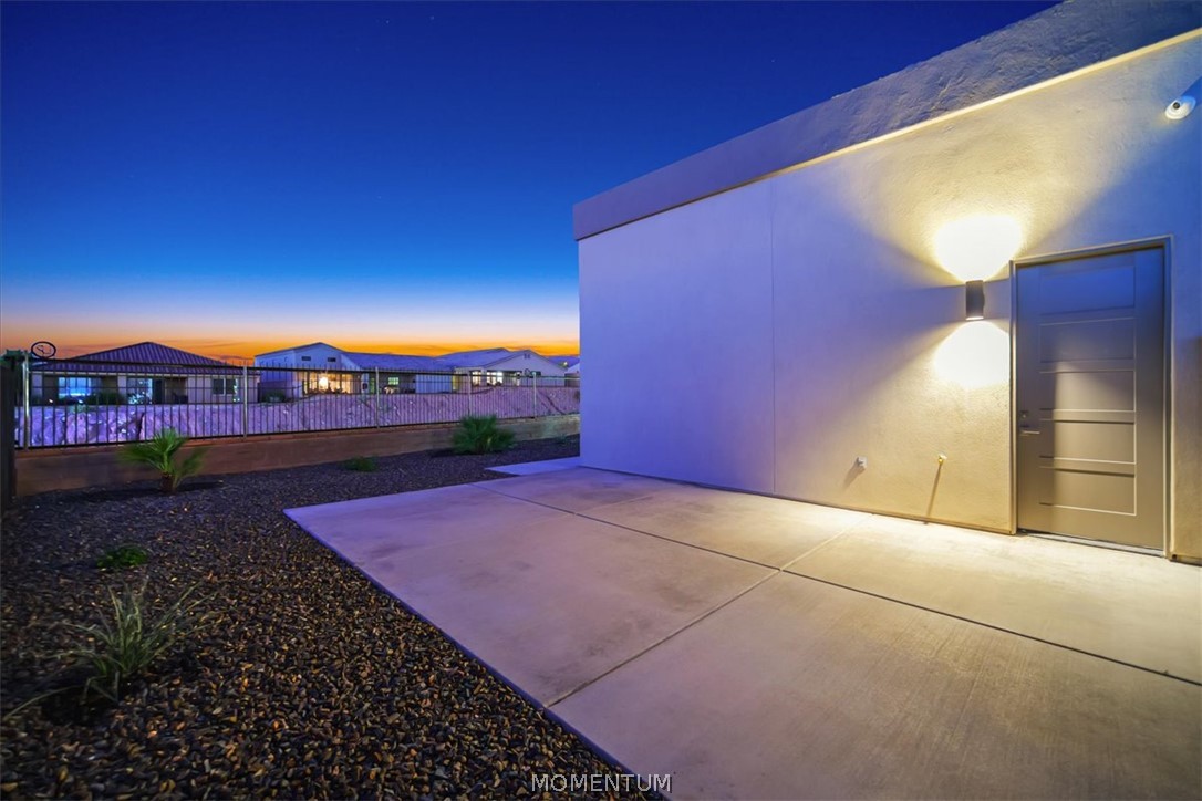 2633 Shoreline Cove