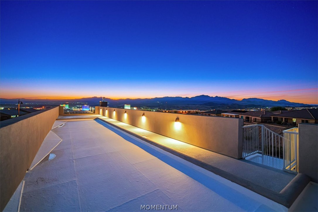 2633 Shoreline Cove