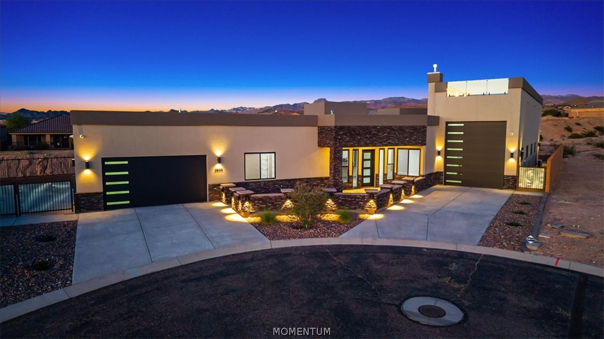 2633 Shoreline Cove