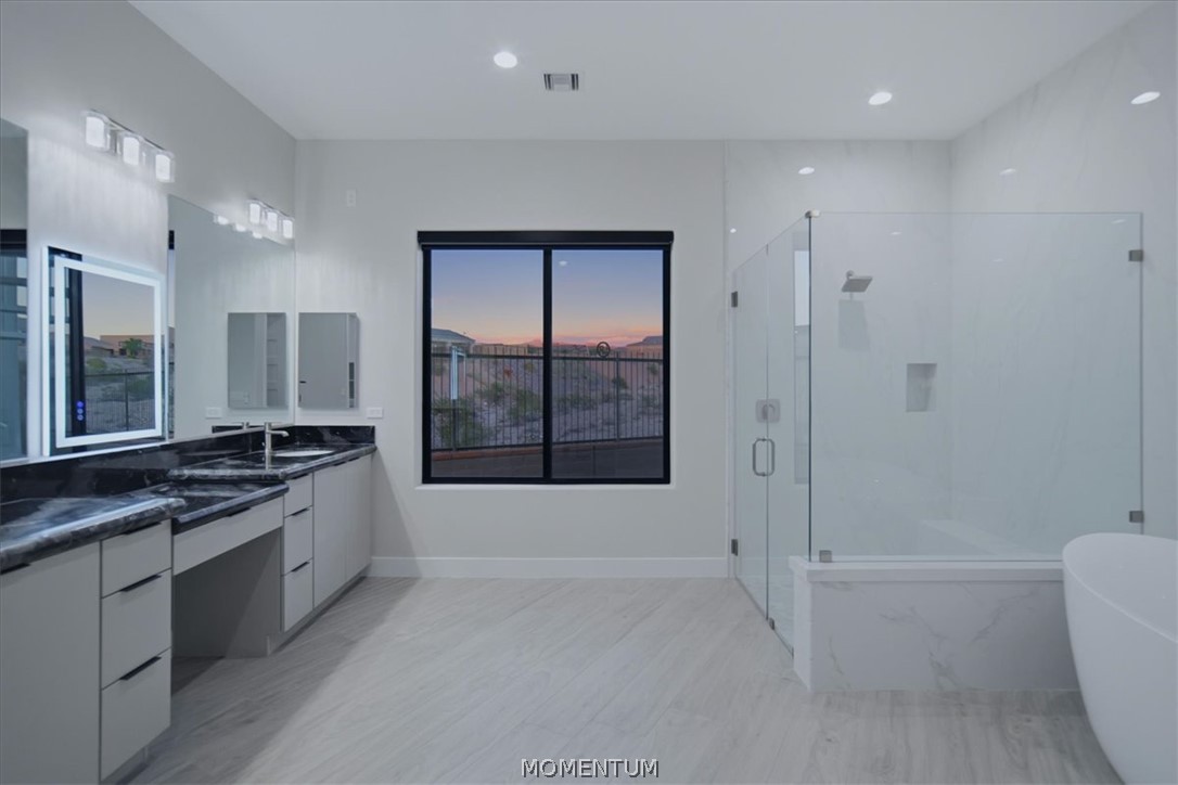 2633 Shoreline Cove