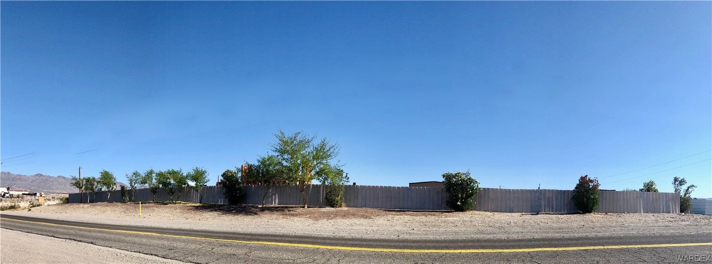 1745 E Lipan Boulevard