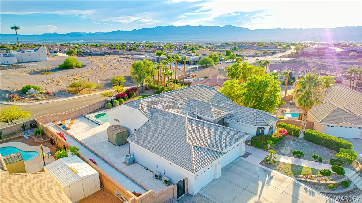 2516 Whispering Ridge Drive