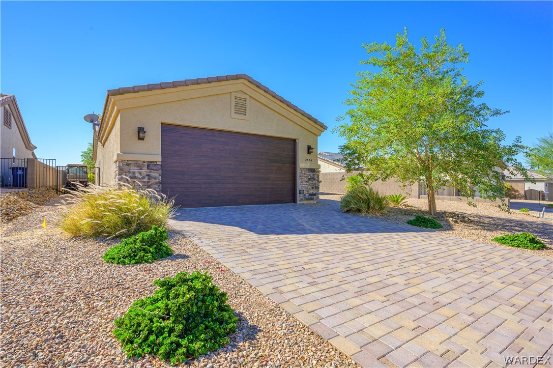 2536 Bora Trail
