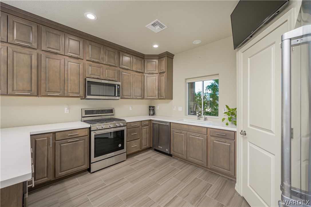2536 Bora Trail