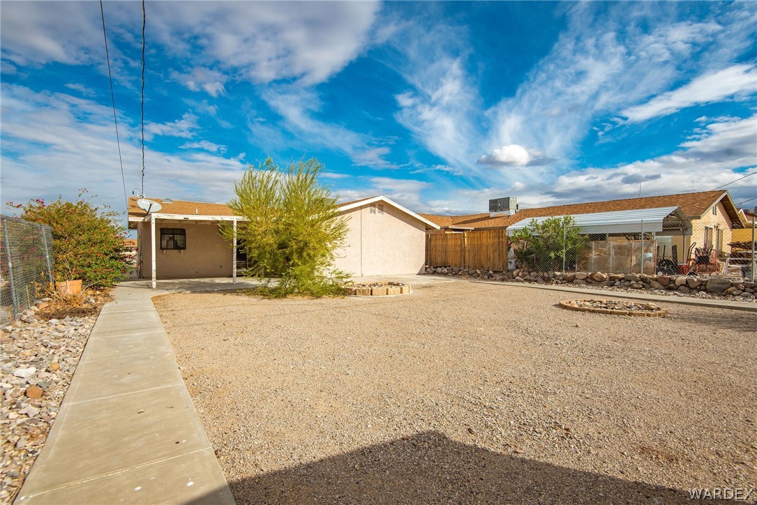 1860 Gloria Avenue