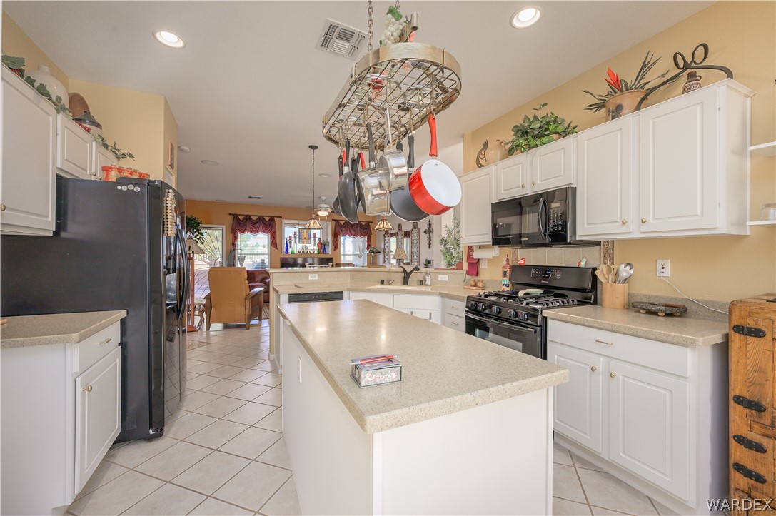 2357 Half Moon Way