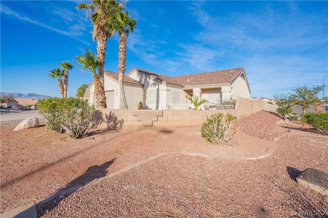 2357 Half Moon Way