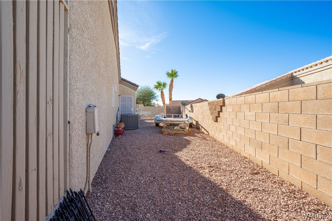 2357 Half Moon Way