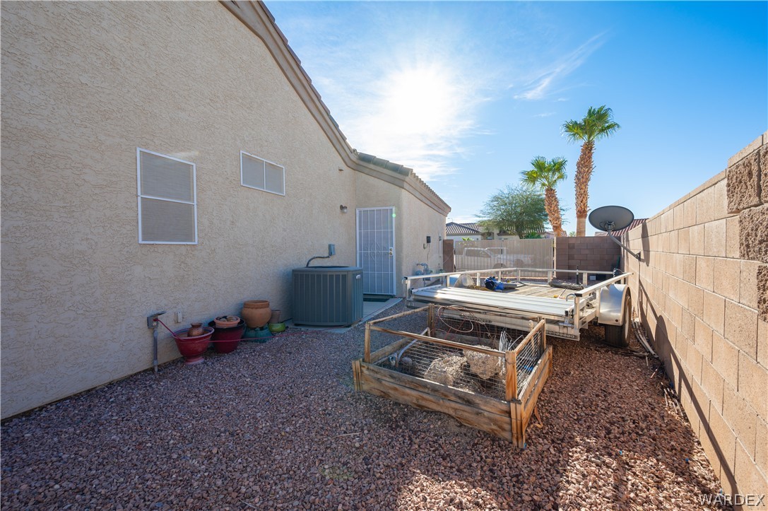 2357 Half Moon Way