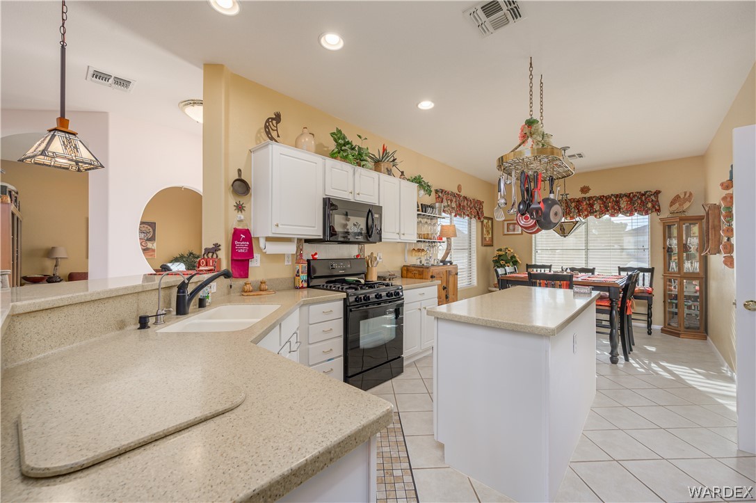 2357 Half Moon Way