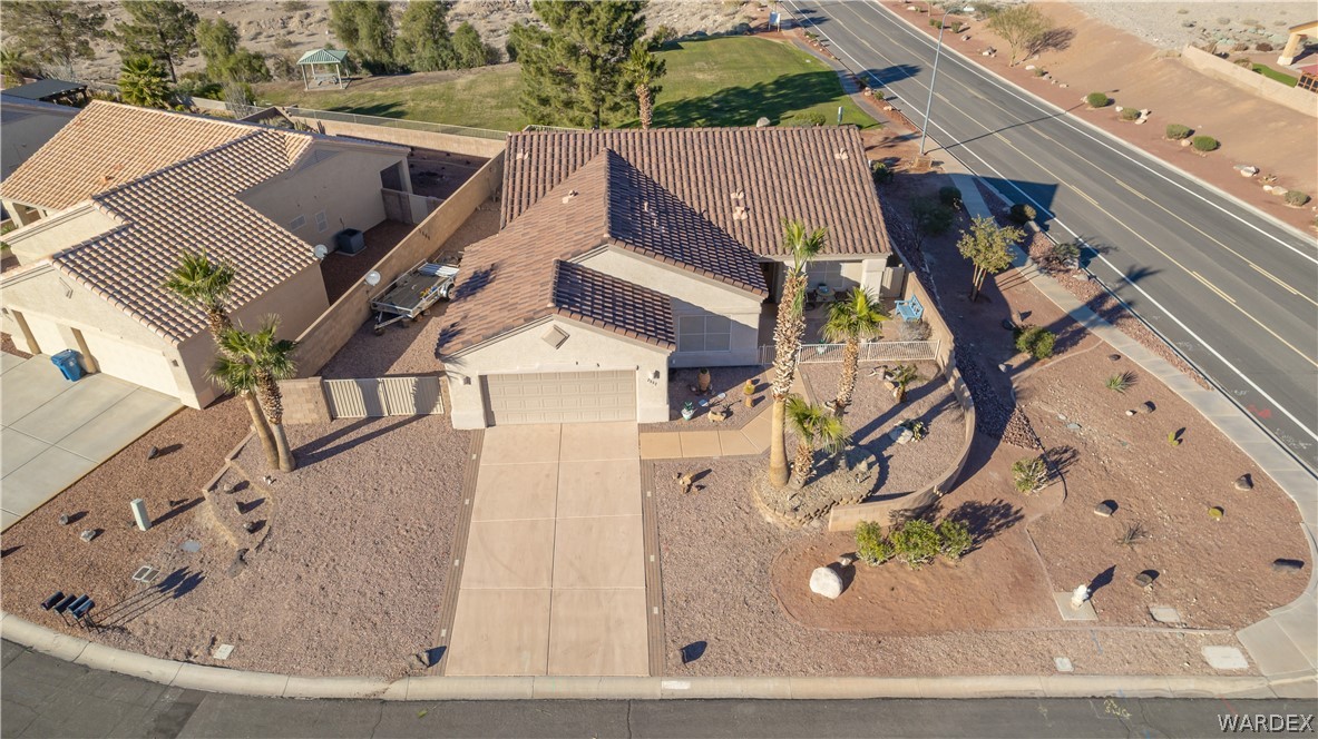 2357 Half Moon Way