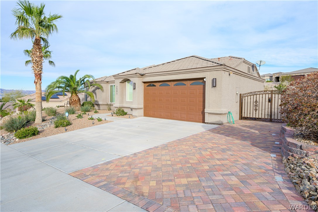 2901 Desert Vista Drive