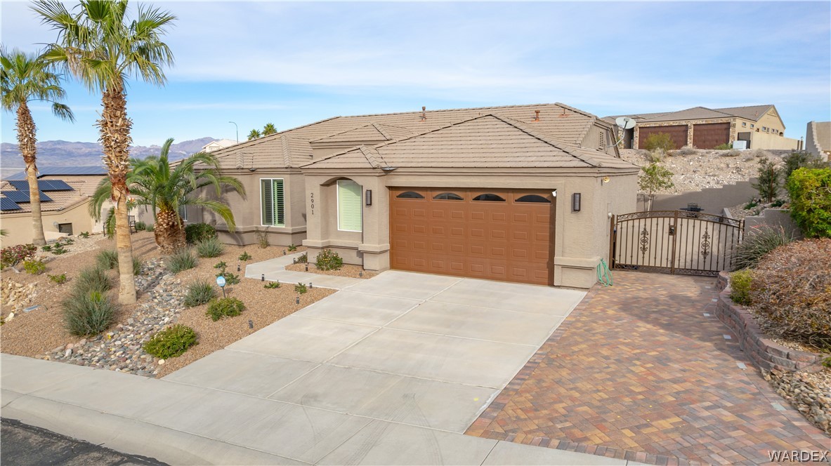 2901 Desert Vista Drive