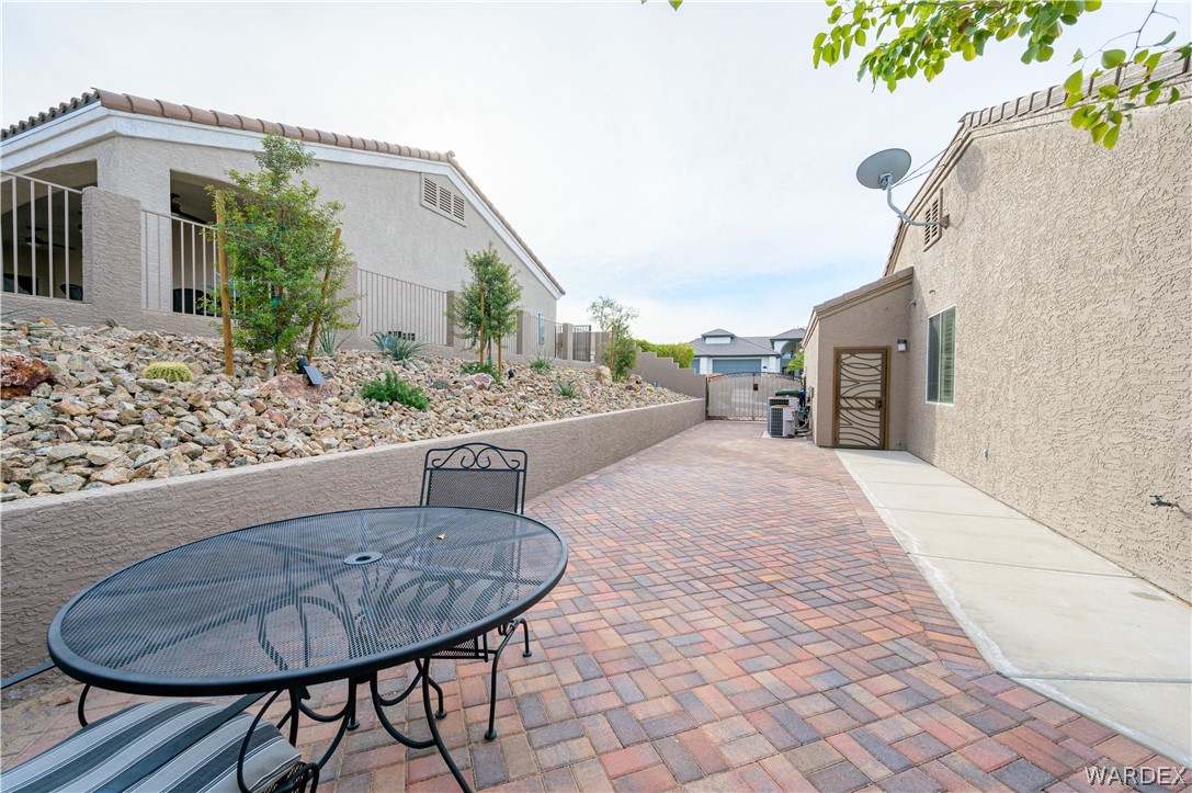 2901 Desert Vista Drive