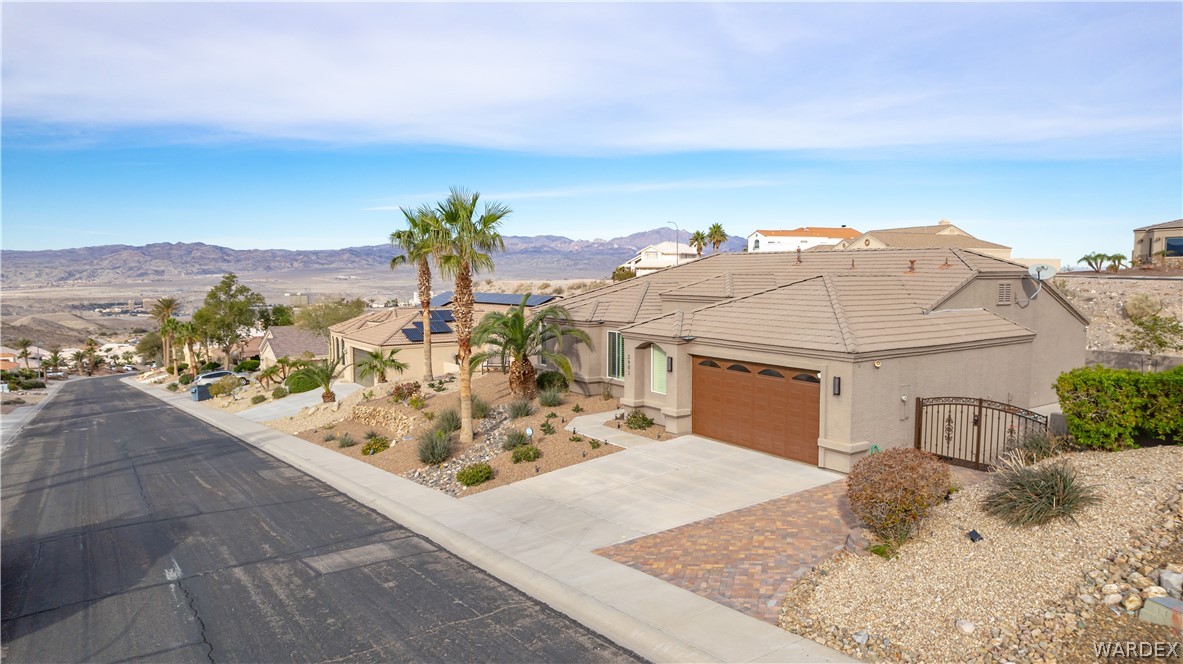 2901 Desert Vista Drive