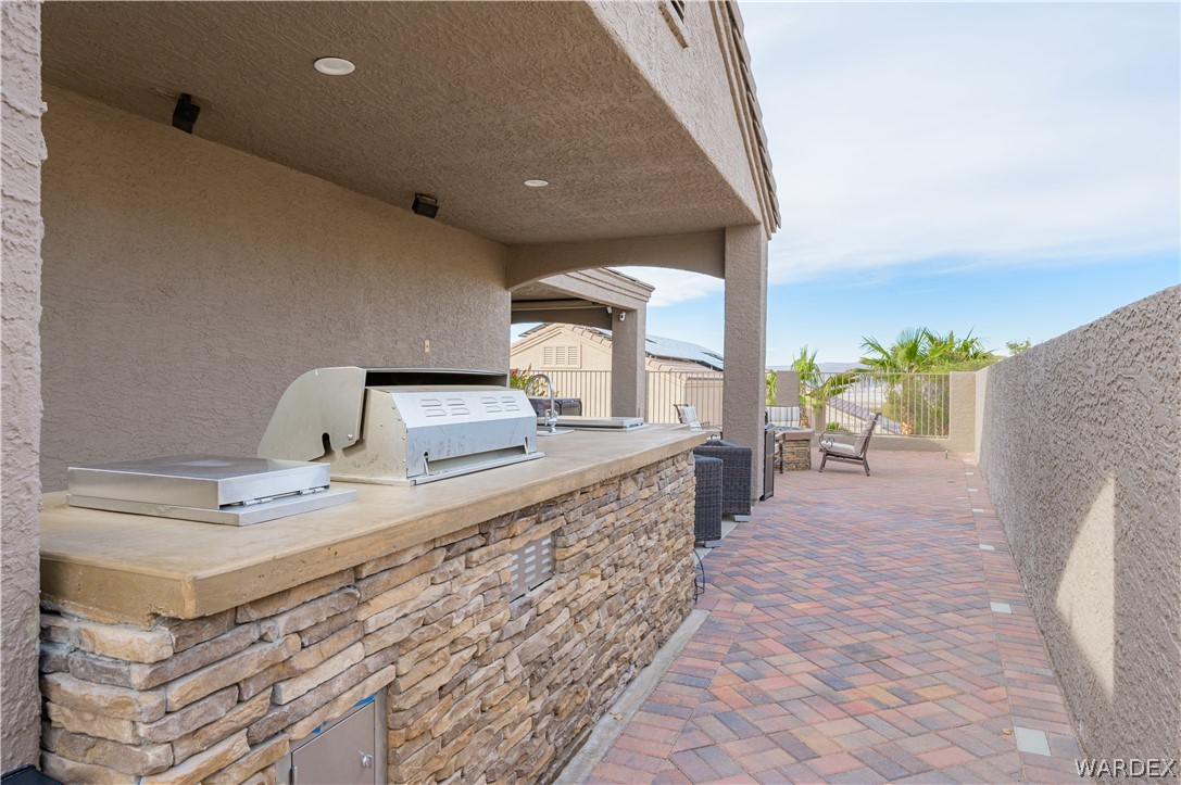 2901 Desert Vista Drive