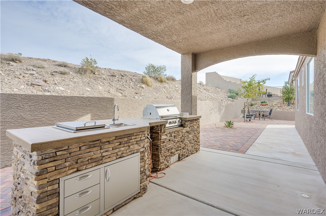 2901 Desert Vista Drive