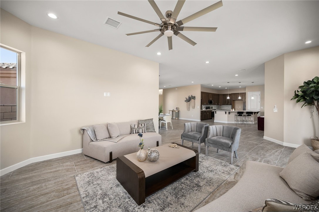977 Thumb Butte Drive