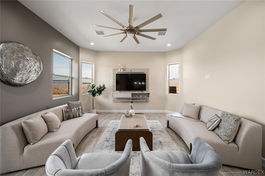 977 Thumb Butte Drive