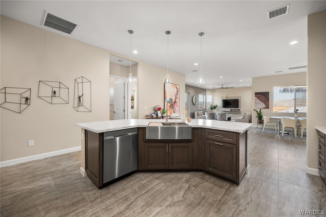 977 Thumb Butte Drive