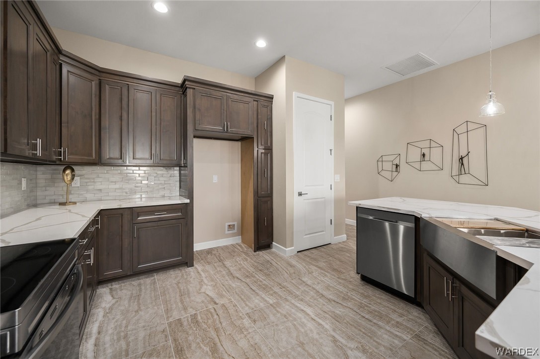 977 Thumb Butte Drive