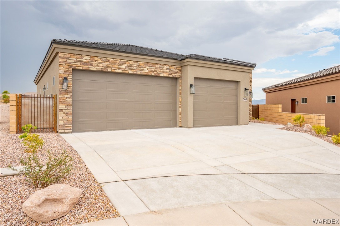 977 Thumb Butte Drive