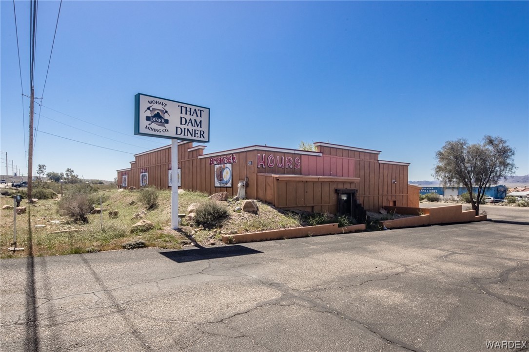 3061 Hwy 95