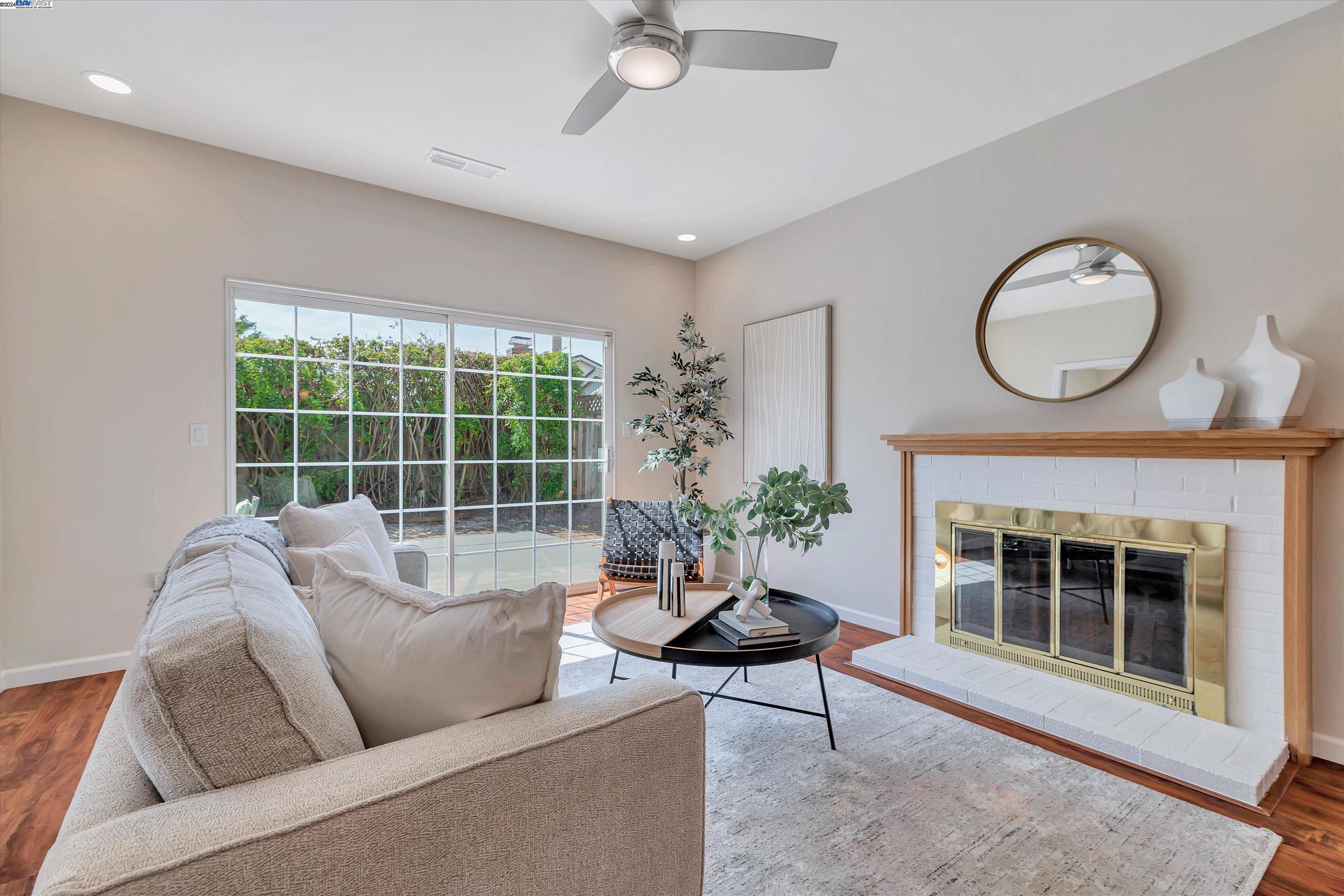 36121 Fanshawe Ct