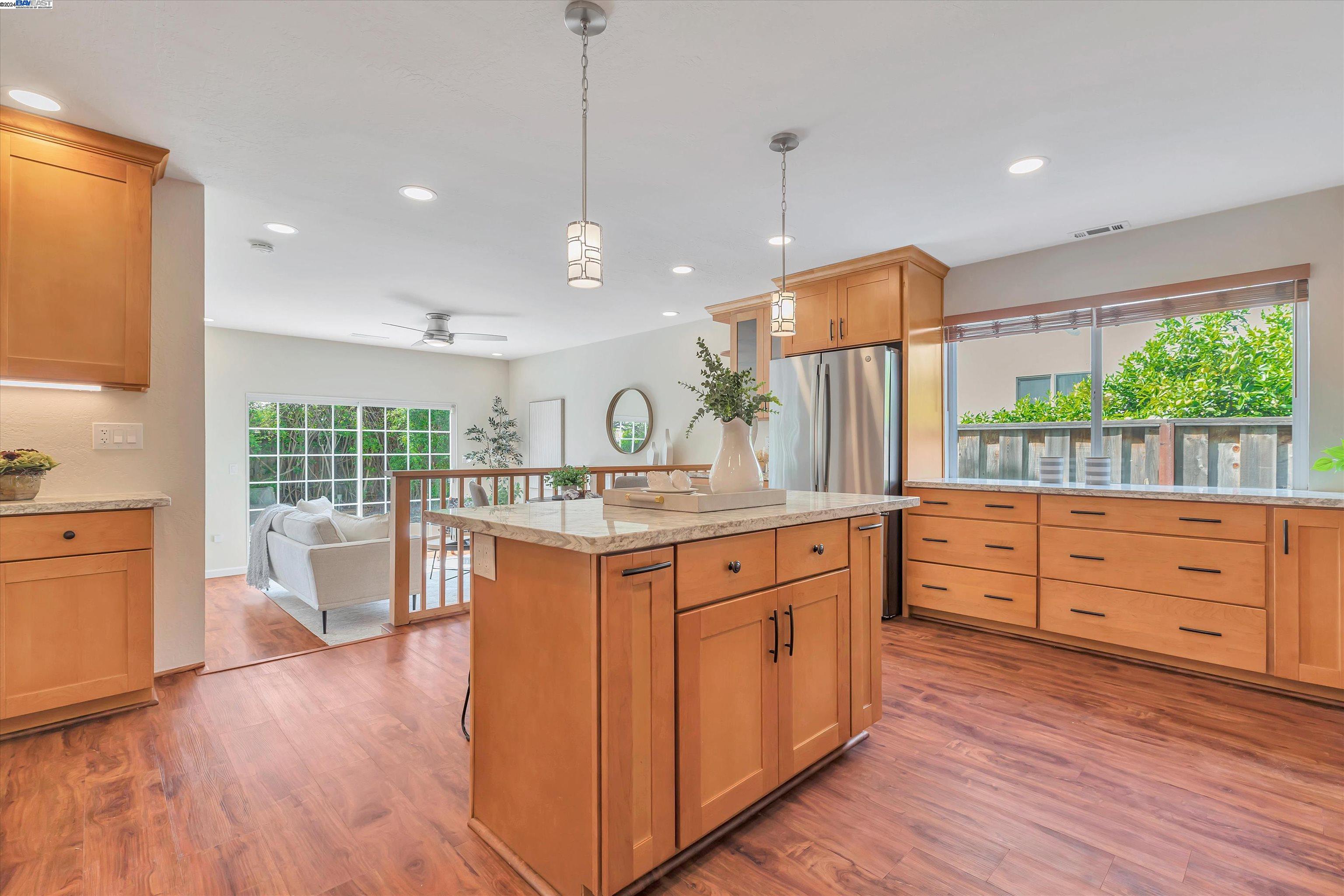 36121 Fanshawe Ct