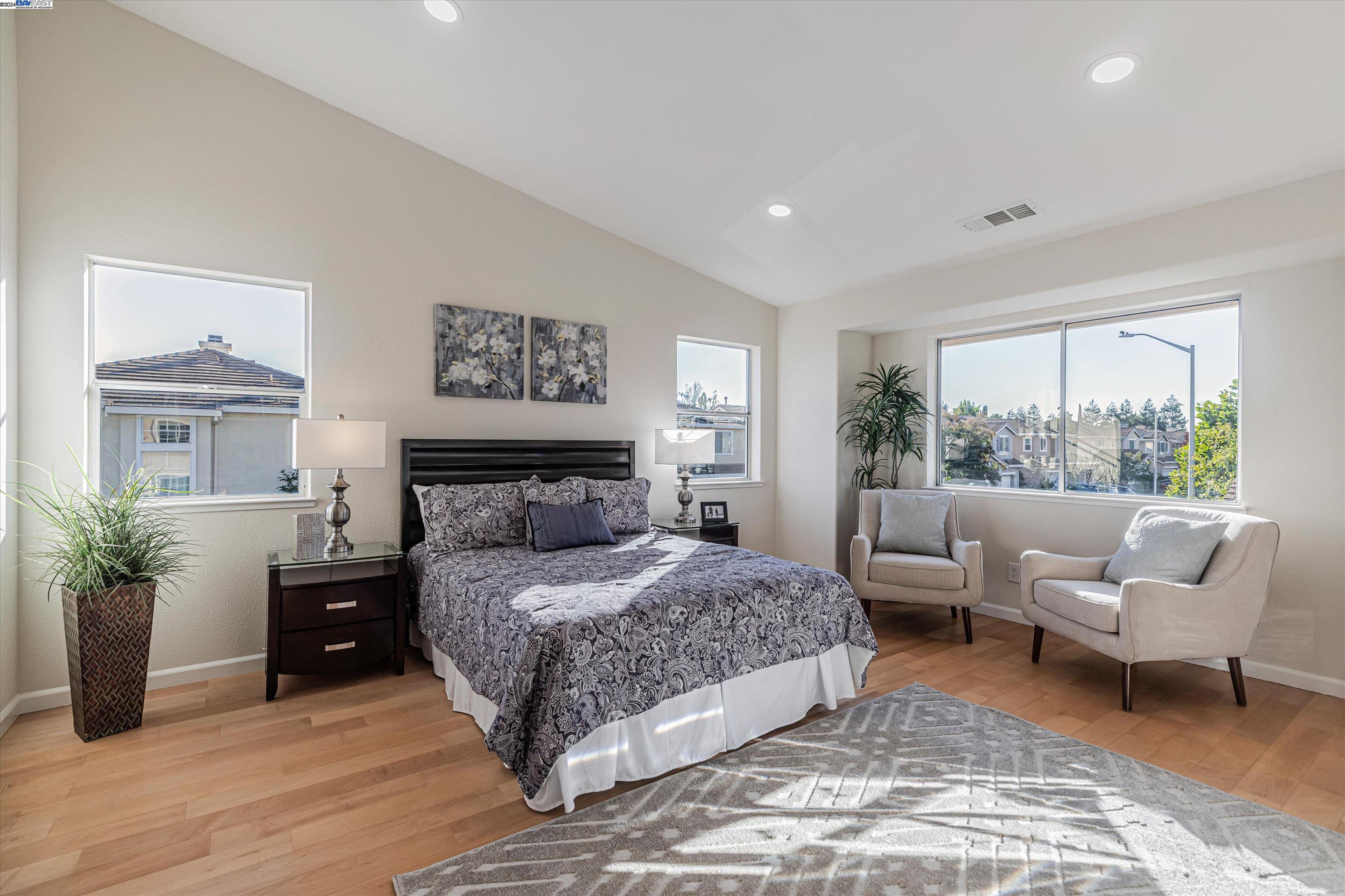 4969 Roselle Cmn
