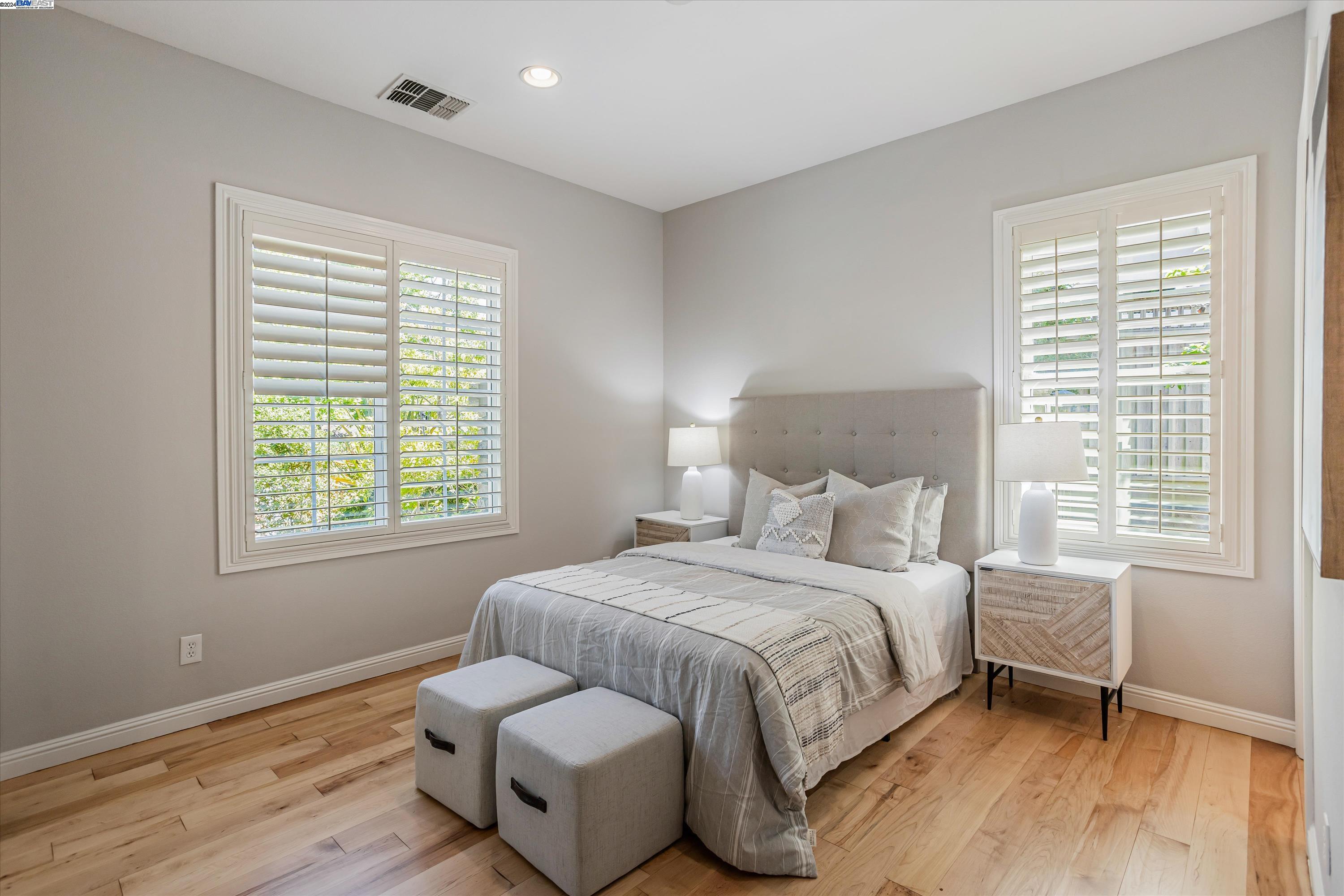 260 Carrick Cir