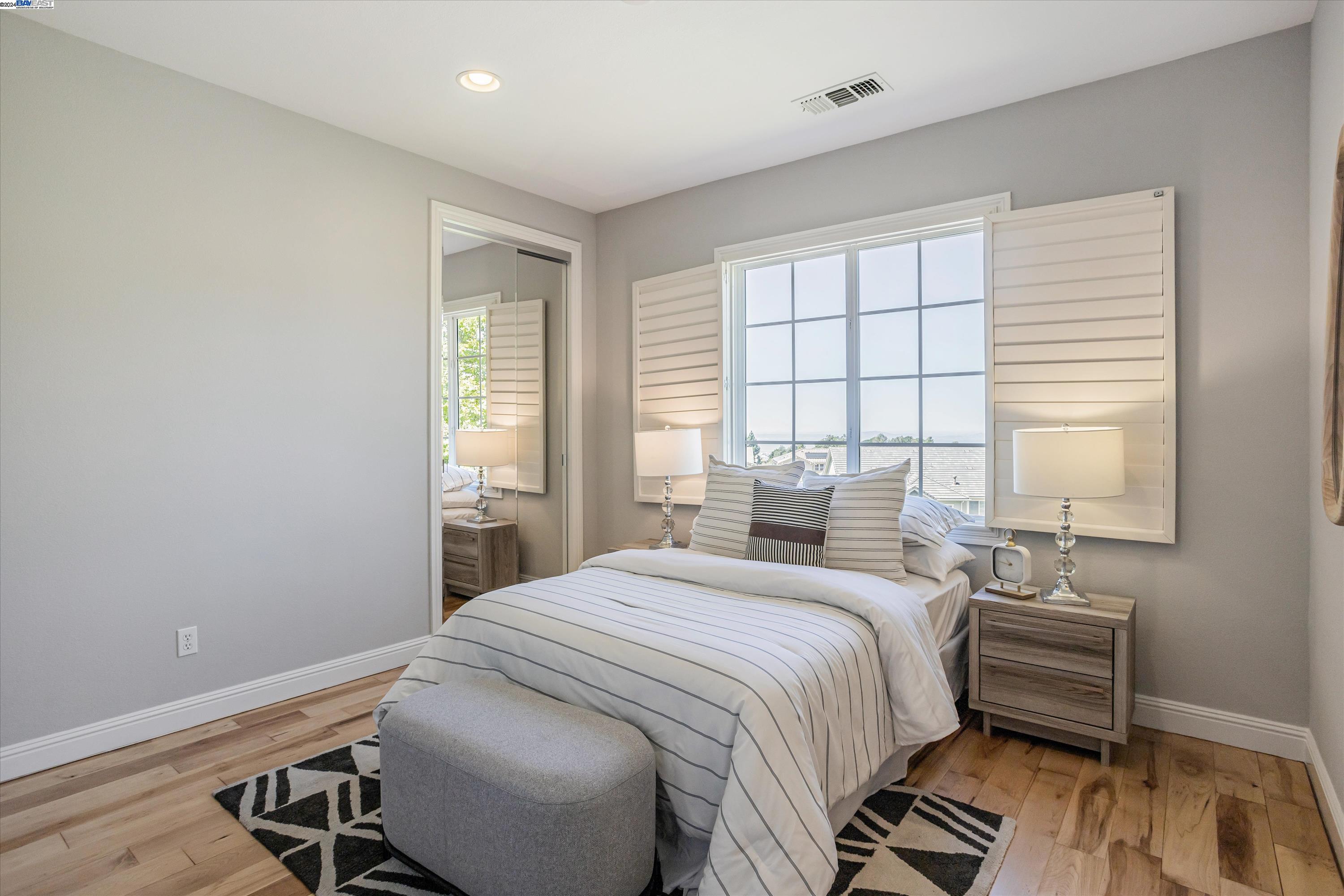 260 Carrick Cir