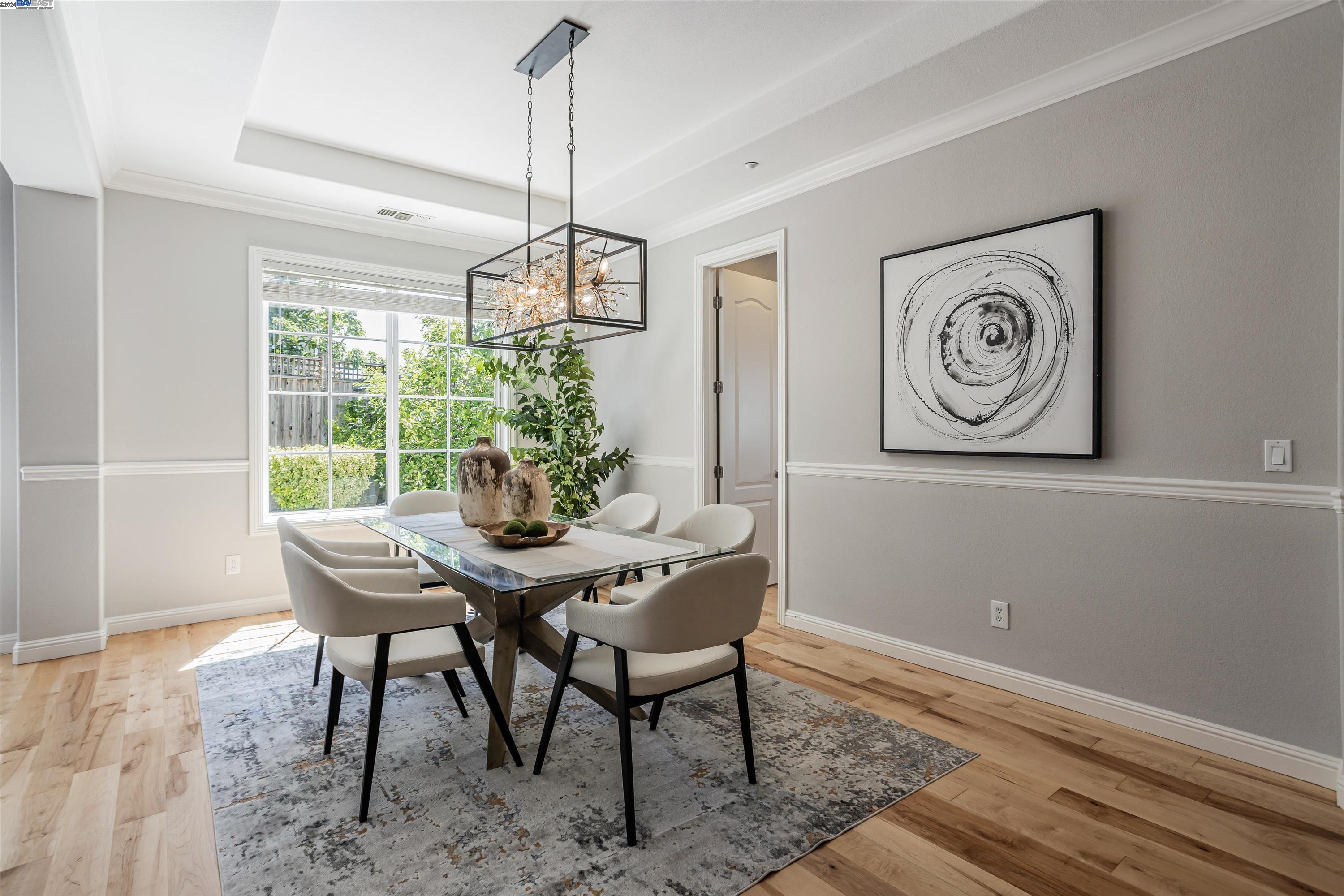 260 Carrick Cir