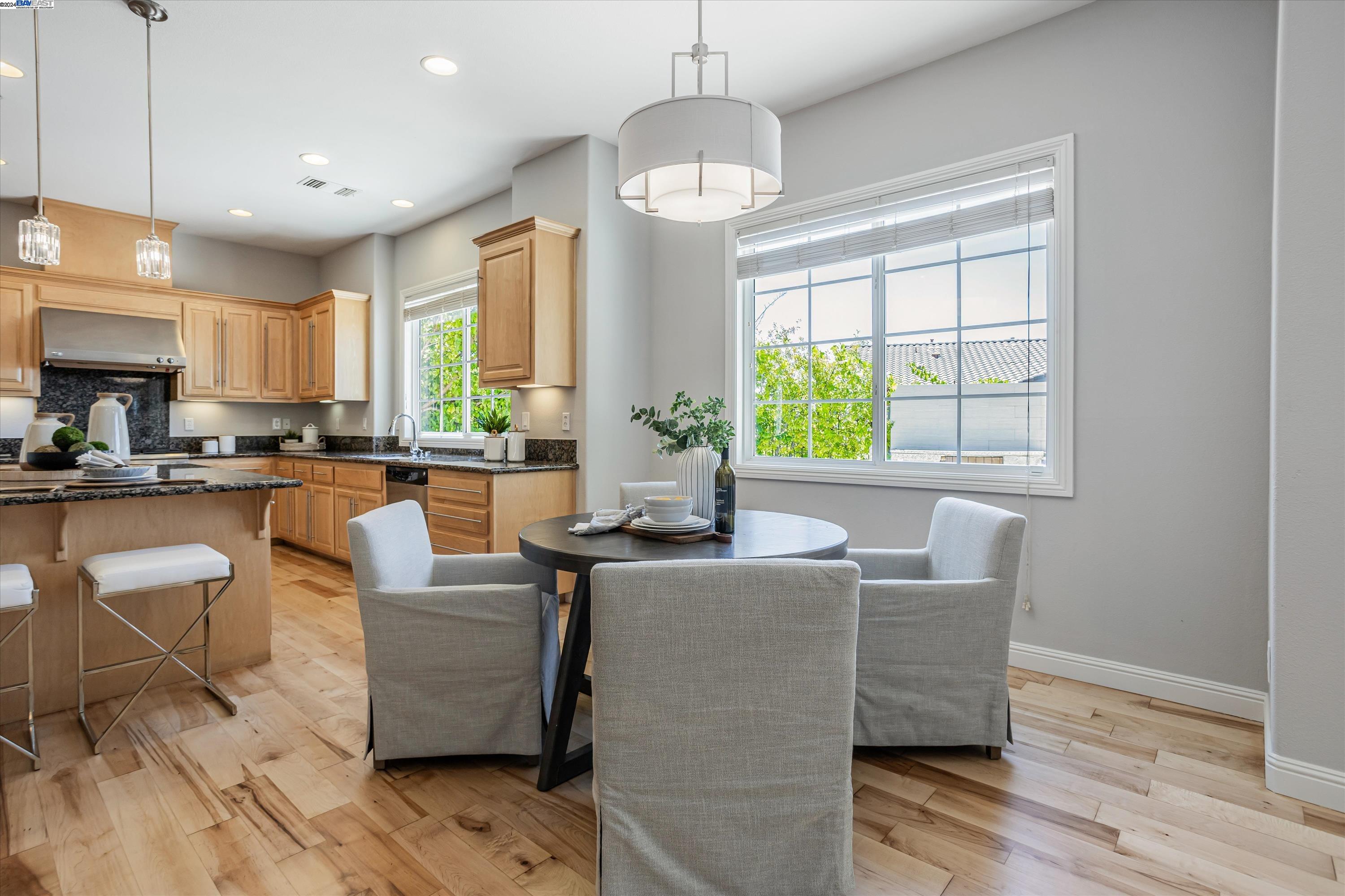 260 Carrick Cir
