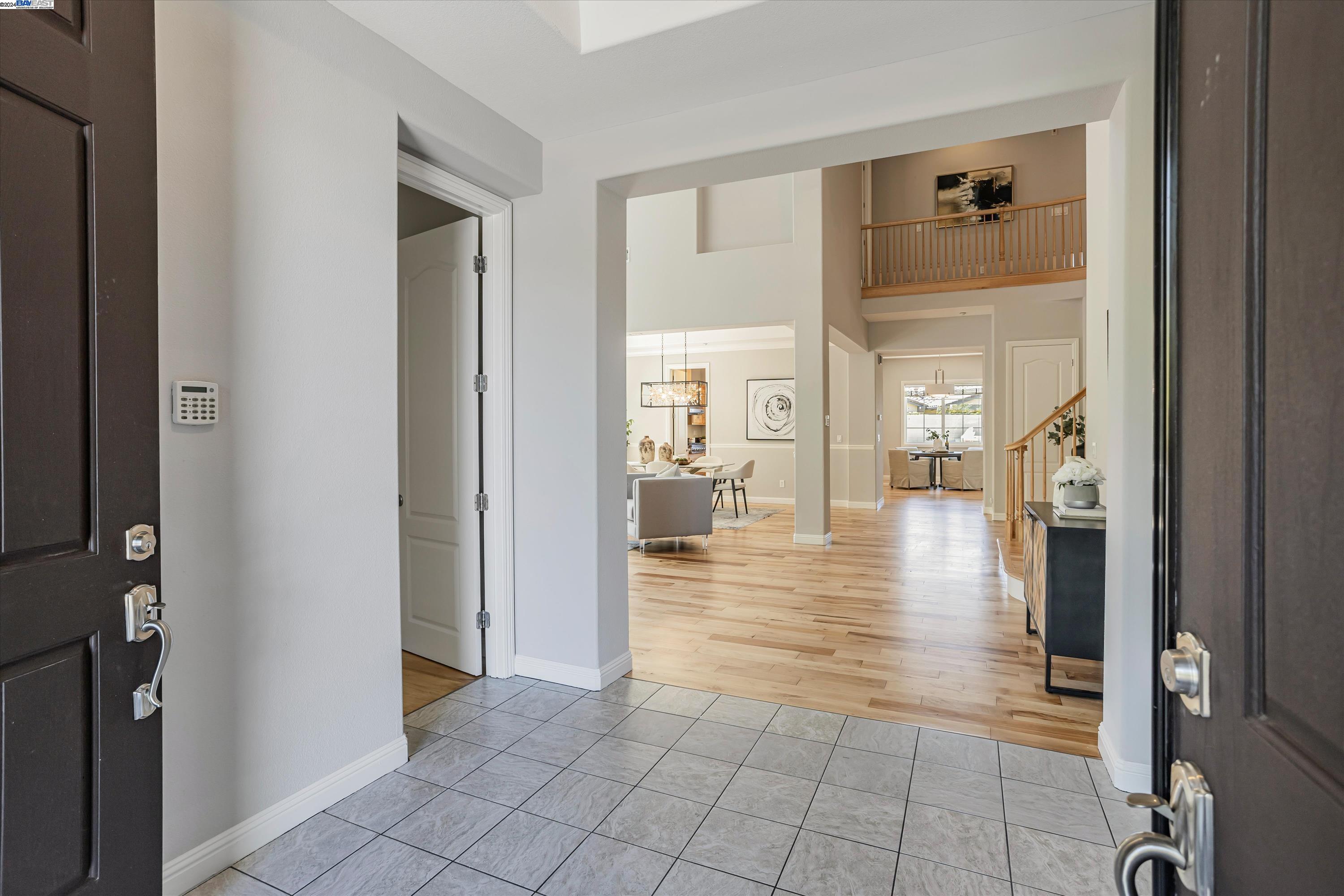 260 Carrick Cir