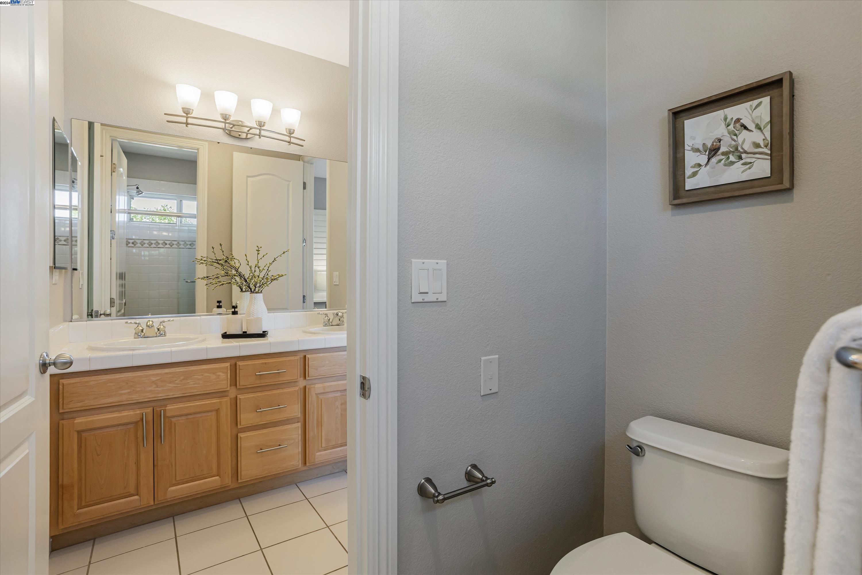 260 Carrick Cir