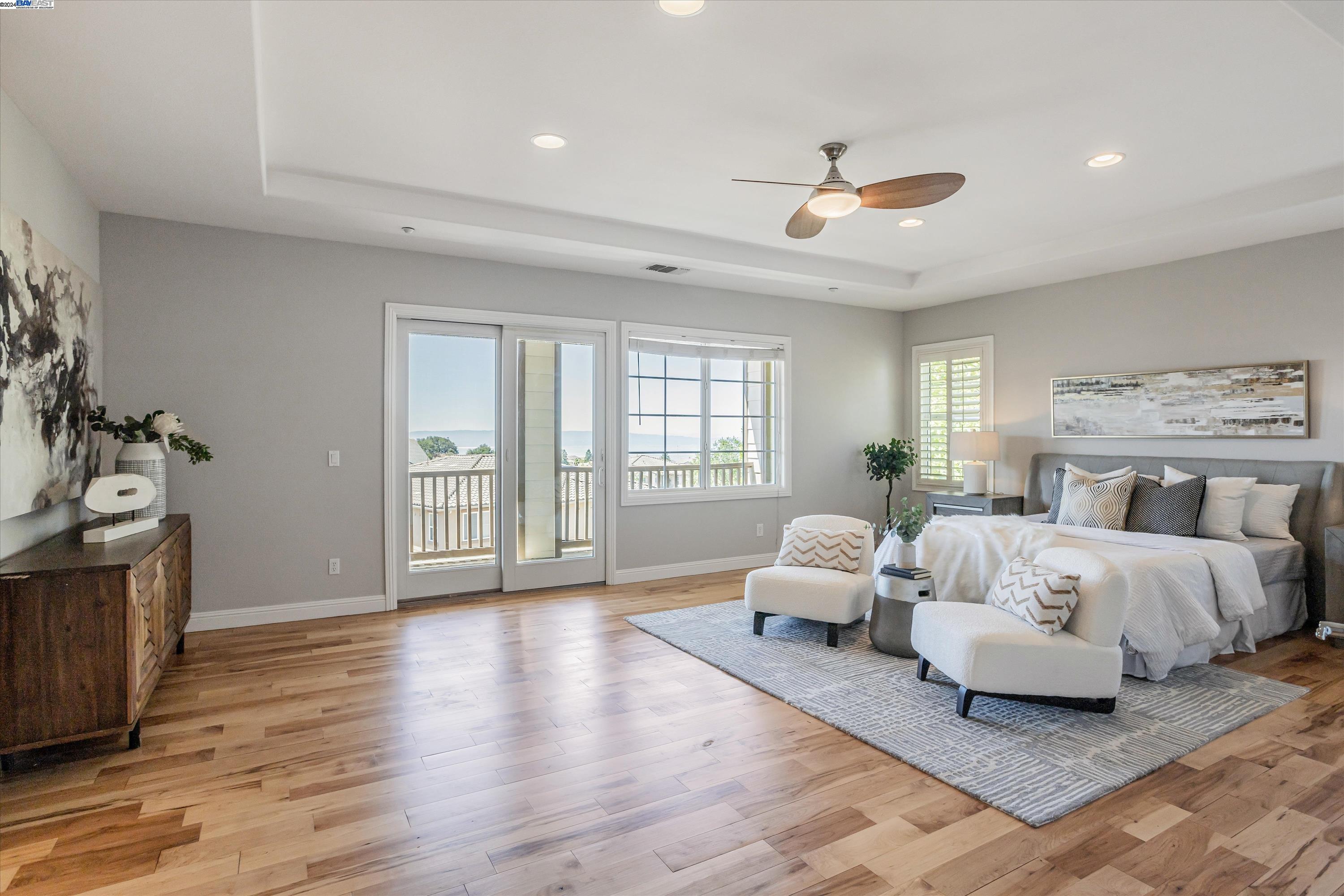 260 Carrick Cir