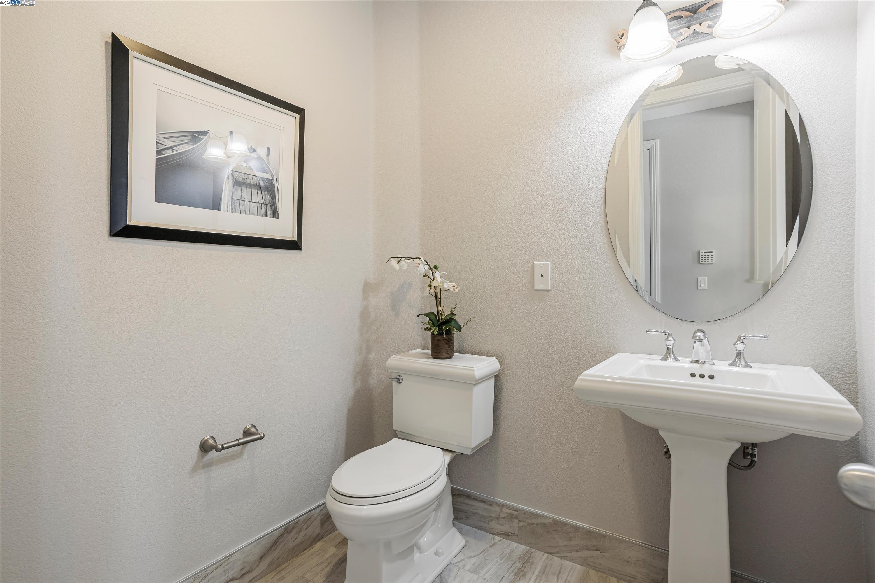 260 Carrick Cir